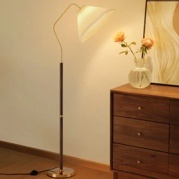 American Retro Wooden Base Room Corner Floor Standing Lamp - Image 2